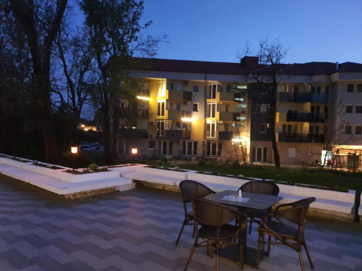 Andjelka A26 Apartment Veliko Gradiste Bagian luar foto