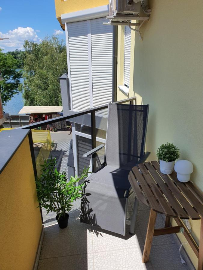 Andjelka A26 Apartment Veliko Gradiste Bagian luar foto